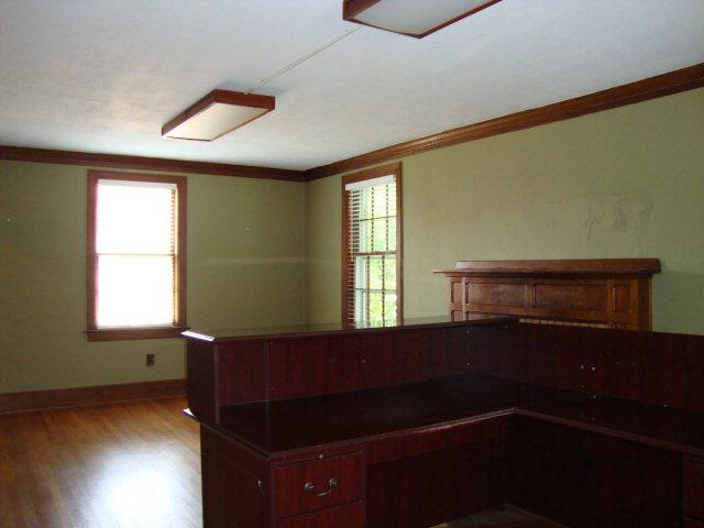 17 W Stephens St, Winder, GA 30680 photo 2