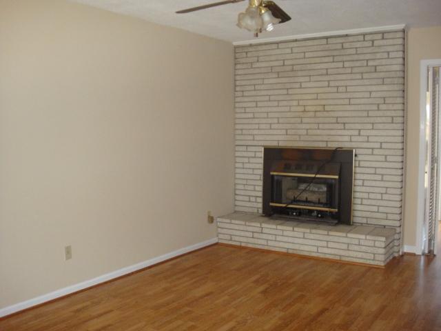 26 Thomas St, Toccoa, GA 30577 photo 7