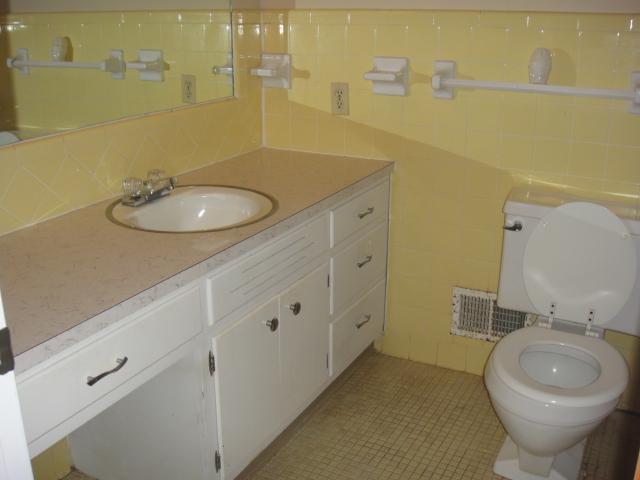 26 Thomas St, Toccoa, GA 30577 photo 8
