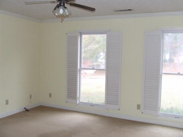 301 Brookfield Dr, Lagrange, GA 30241 photo 6