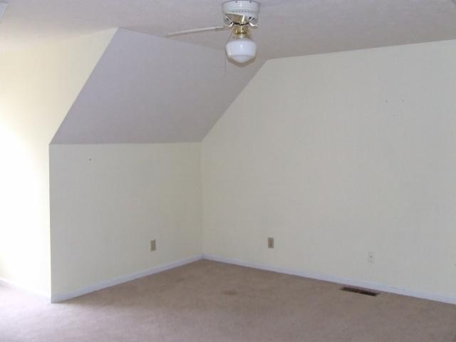 301 Brookfield Dr, Lagrange, GA 30241 photo 10