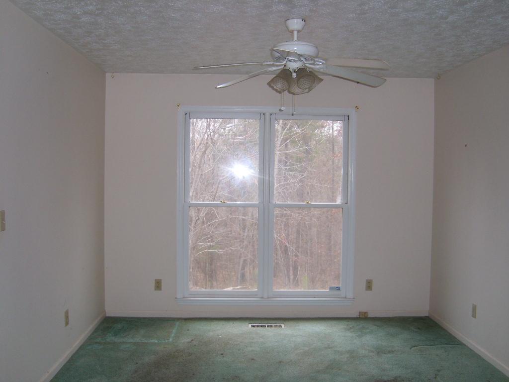 21 Turkey Point Dr, Lagrange, GA 30240 photo 4