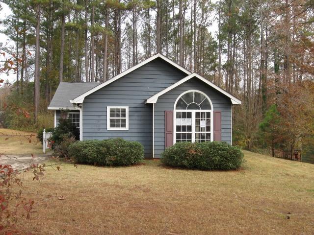 111 Ridgefield Dr, Lagrange, GA 30241 photo 1