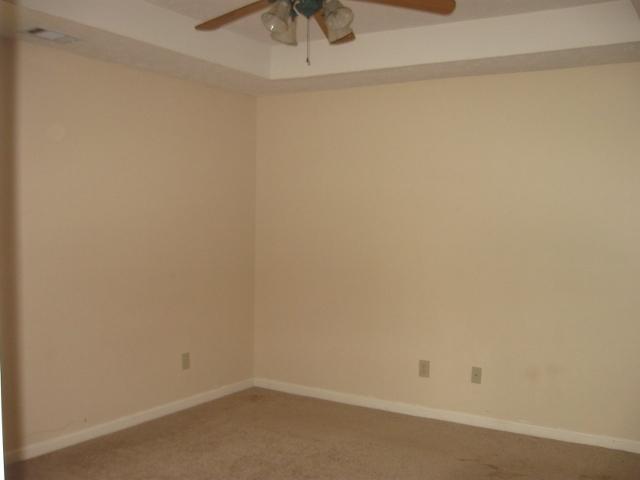 111 Ridgefield Dr, Lagrange, GA 30241 photo 6