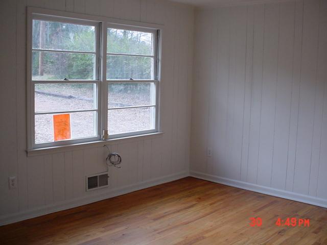 210 Bennett St, Commerce, GA 30529 photo 2
