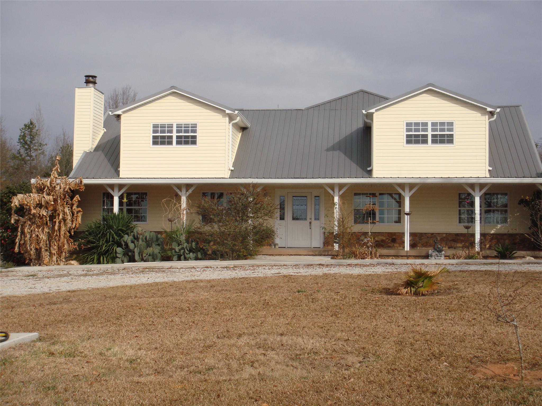 660 Hubbard Rd, Carnesville, GA 30521 photo 1