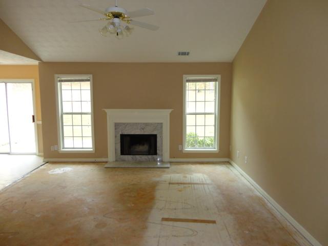 210 Oak Hill Dr, Covington, GA 30016 photo 3