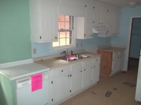 228 Shields St, Winder, GA 30680 photo 5