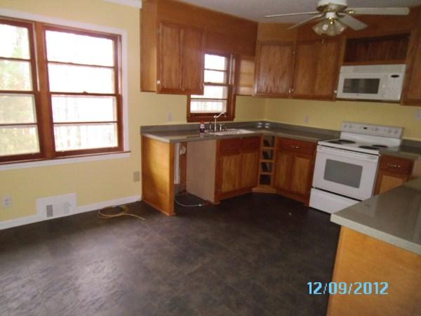 495 Poplar St, Toccoa, GA 30577 photo 4