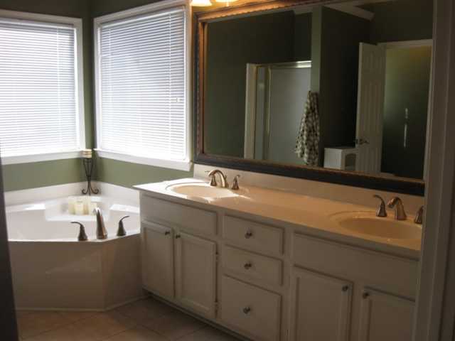 565 St Devon Way, Duluth, GA 30097 photo 10