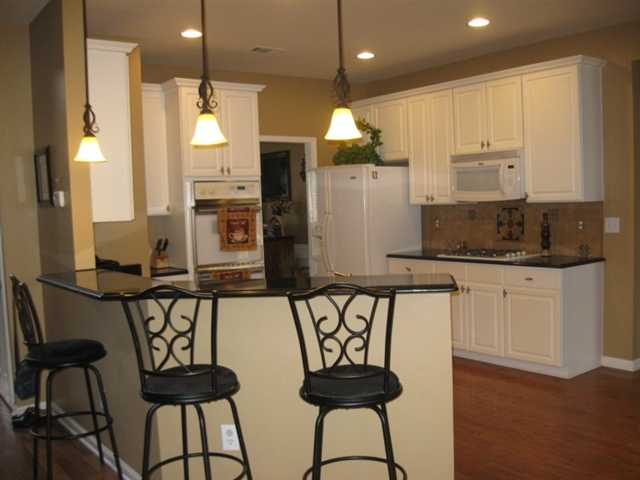 565 St Devon Way, Duluth, GA 30097 photo 6