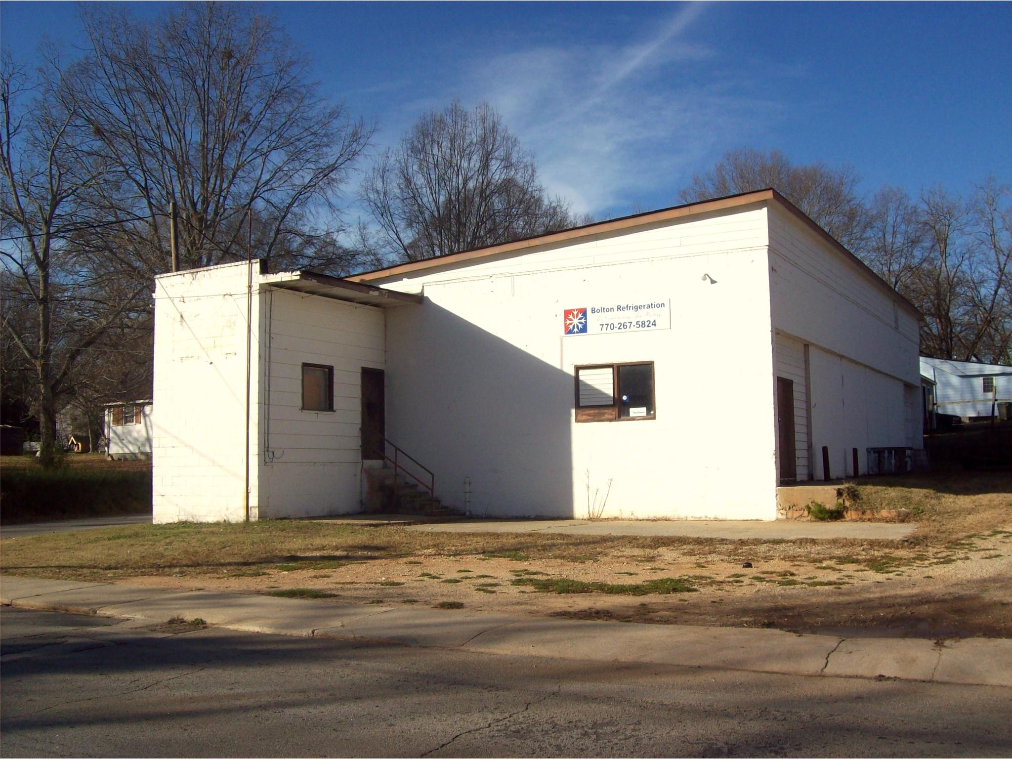 503 Davis St, Monroe, GA 30655 photo 2