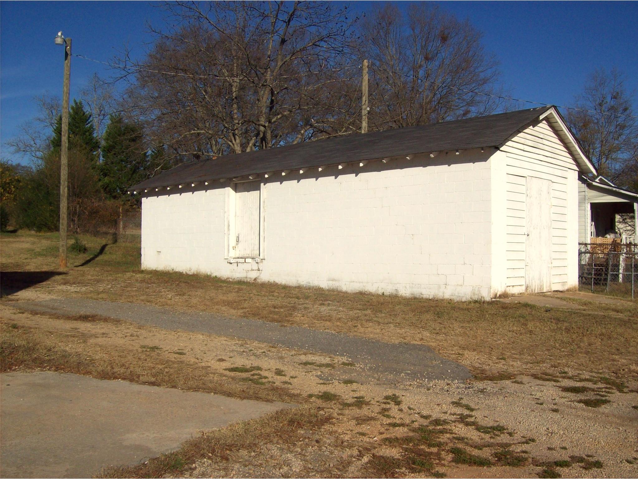 503 Davis St, Monroe, GA 30655 photo 6