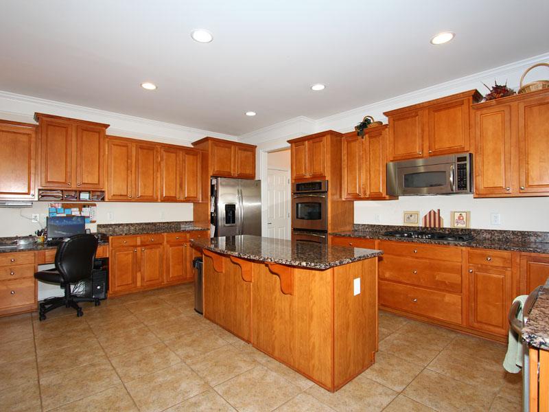 207 Avery Cv, Canton, GA 30115 photo 9