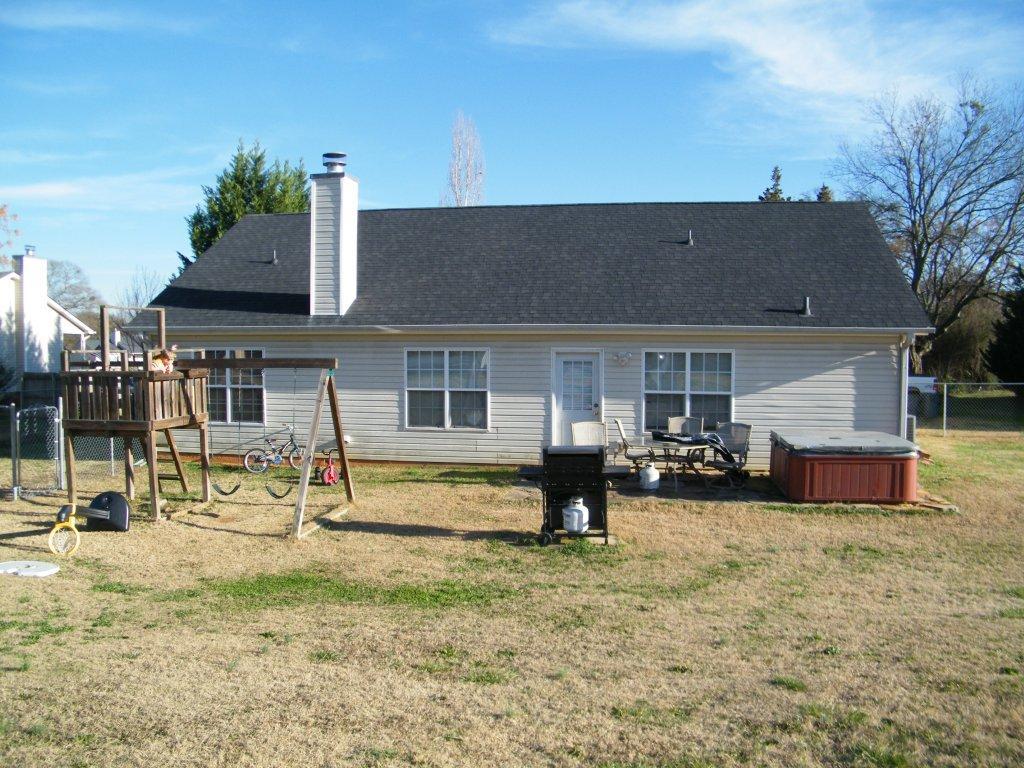 606 Summerfield Ct, Winder, GA 30680 photo 17