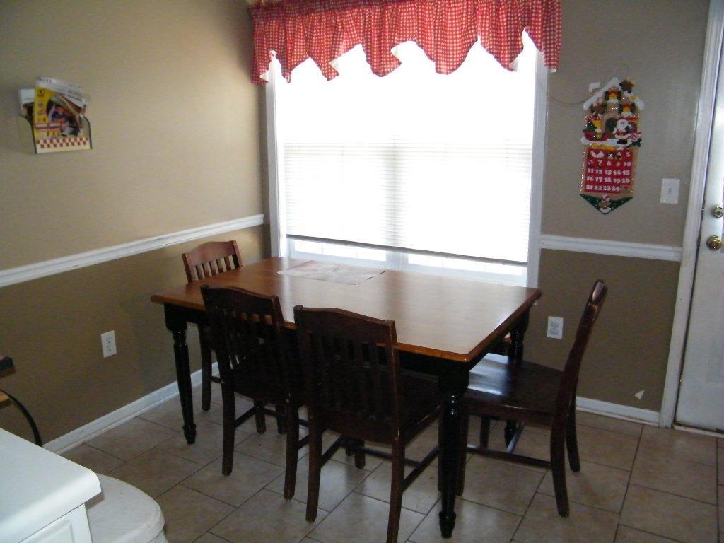 606 Summerfield Ct, Winder, GA 30680 photo 11