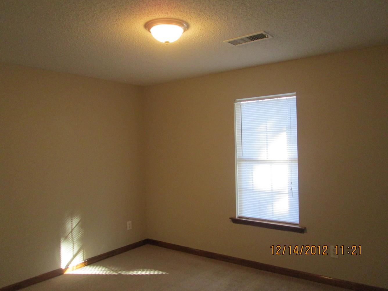1381 N Hampton, Hampton, GA 30228 photo 12