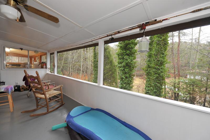 294 Fulton, Tiger, GA 30576 photo 7