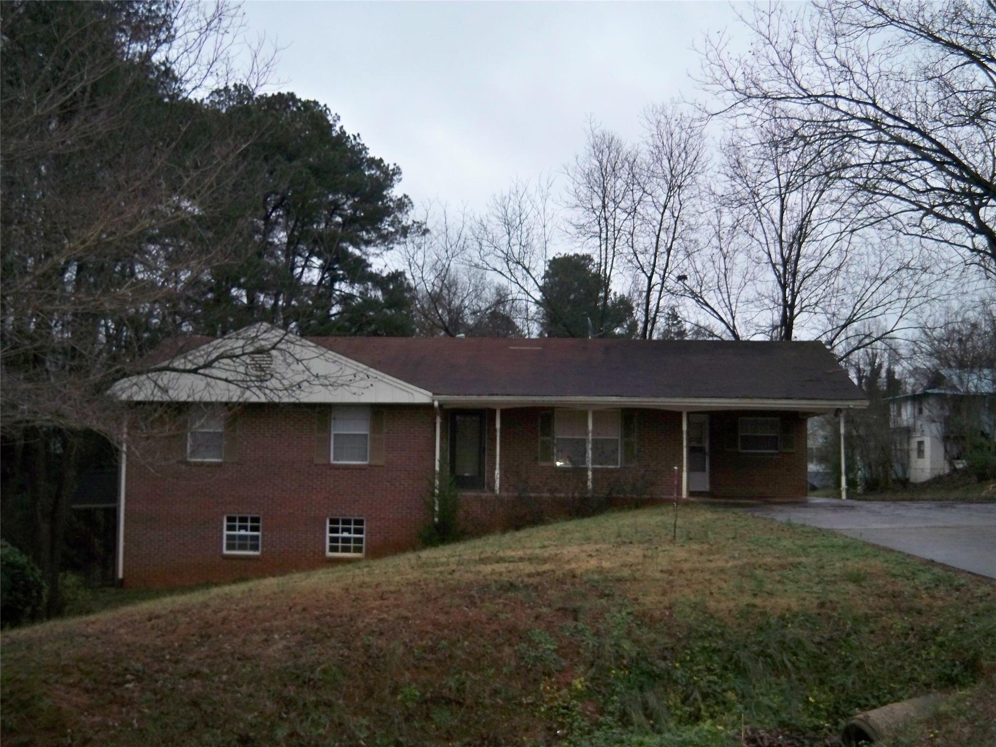 1024 E Ridge Rd, Gainesville, GA 30501 photo 1