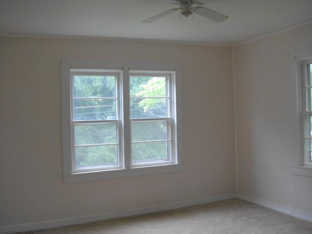 125 Richardson St, Toccoa, GA 30577 photo 2