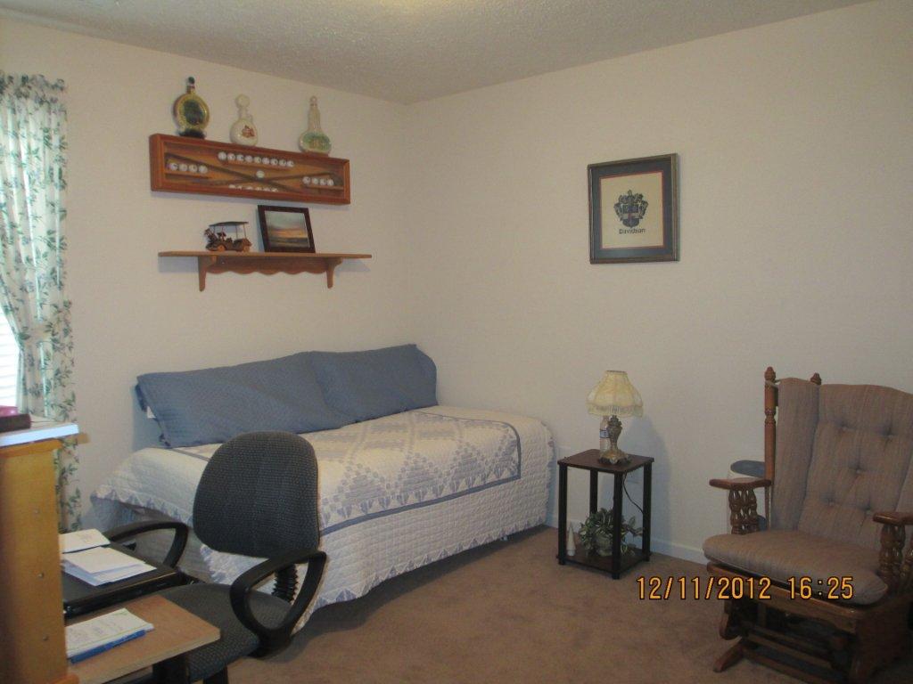 309 Creekside Dr, Lagrange, GA 30240 photo 9