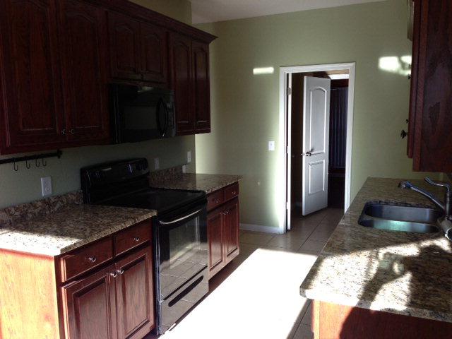 411 Mossy Ln, Gray, GA 31032 photo 2