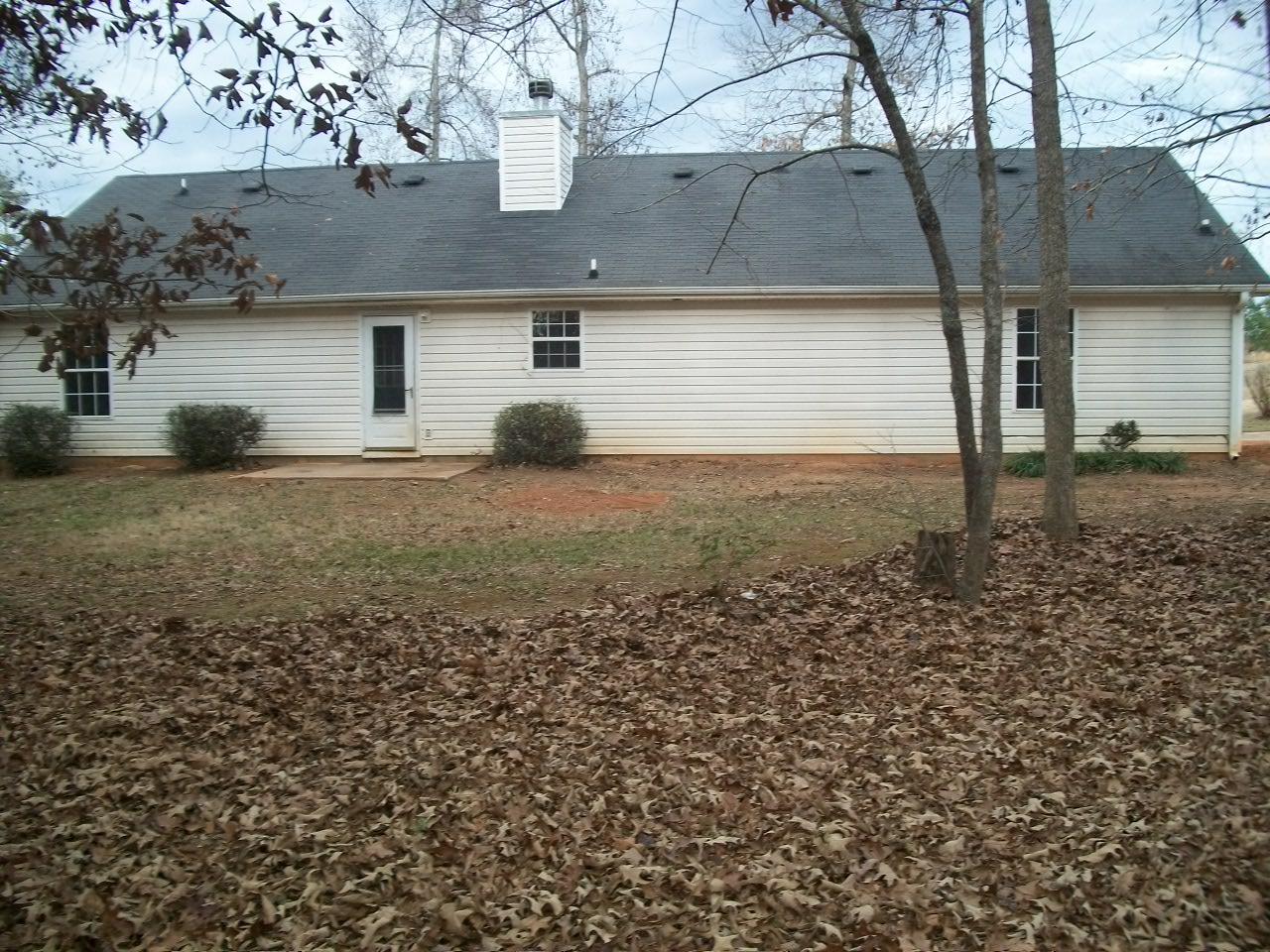 108 Live Oak Dr, Jackson, GA 30233 photo 2