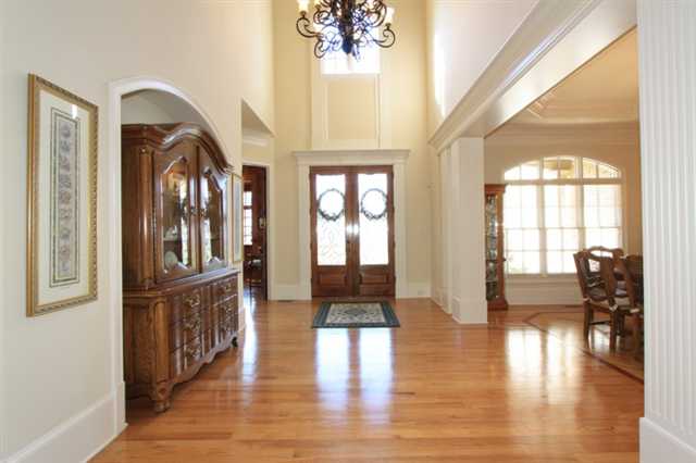 820 Tramore Pl, Roswell, GA 30075 photo 2