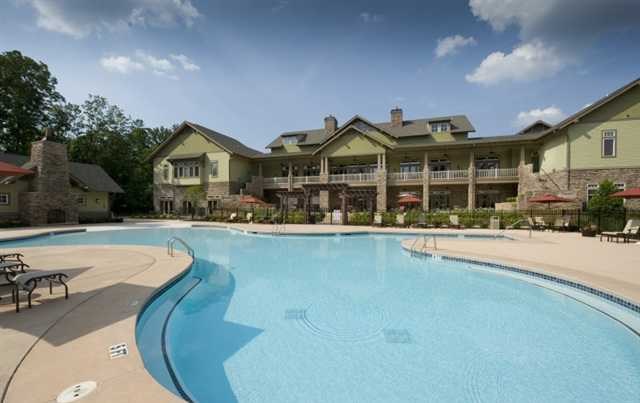 608 Hemlock Trl, Canton, GA 30114 photo 3