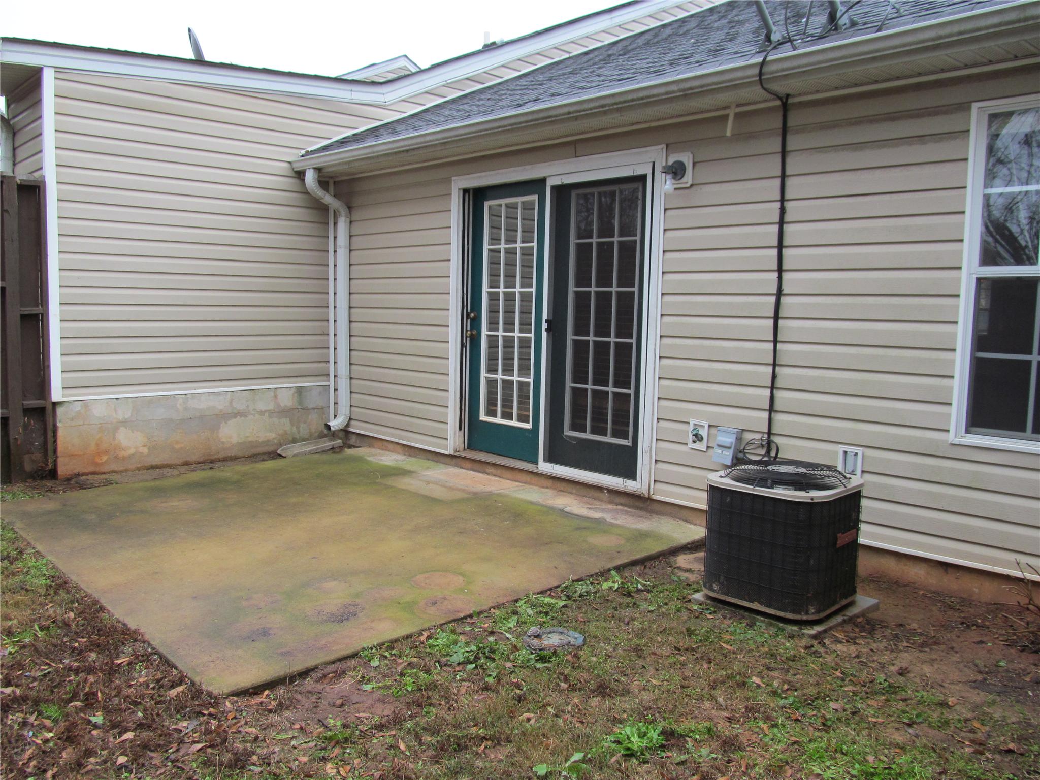 103 Clara Jean Ct, Lagrange, GA 30241 photo 9