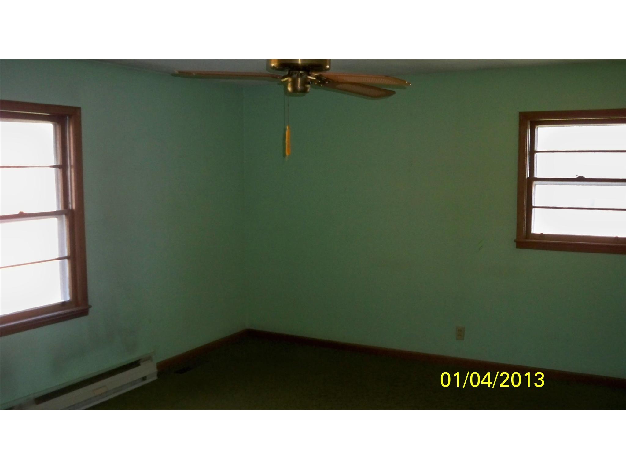 295 Ginn St, Carnesville, GA 30521 photo 3