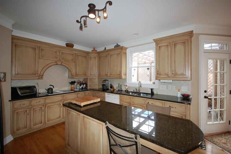 1010 Grace Ct, Suwanee, GA 30024 photo 13