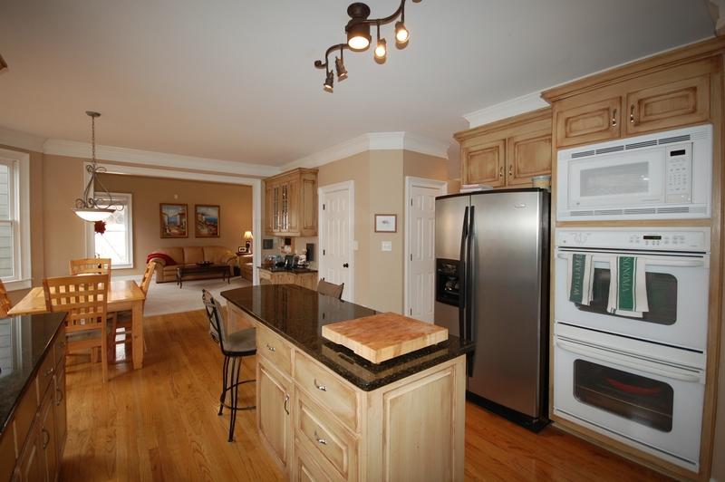 1010 Grace Ct, Suwanee, GA 30024 photo 14