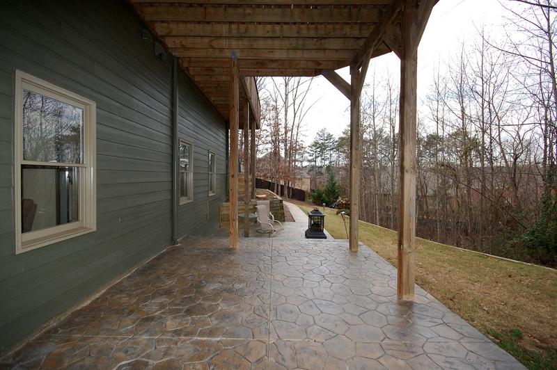 1010 Grace Ct, Suwanee, GA 30024 photo 3