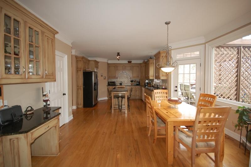 1010 Grace Ct, Suwanee, GA 30024 photo 11