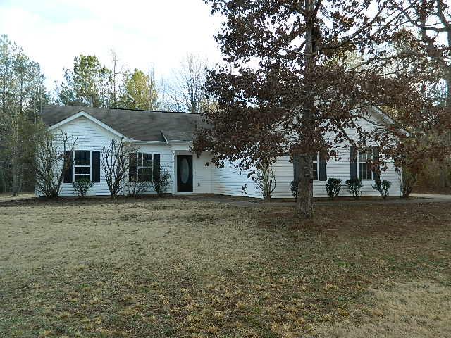 385 Five Oaks Dr, Covington, GA 30014 photo 1