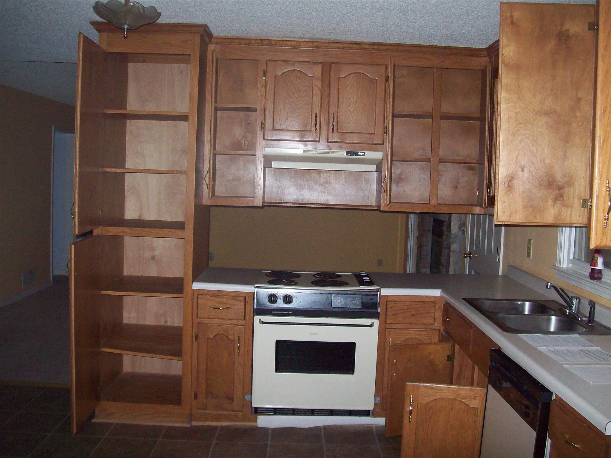 45 Riverbend Ct, Covington, GA 30014 photo 4