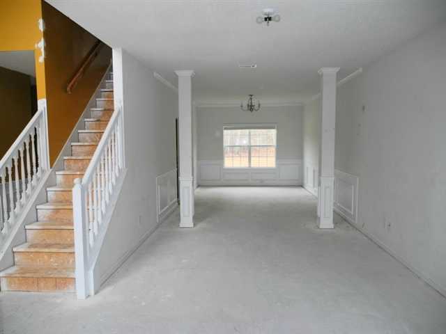 640 Toronto Cir, Hampton, GA 30228 photo 2