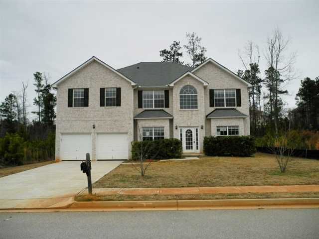 640 Toronto Cir, Hampton, GA 30228 photo 1