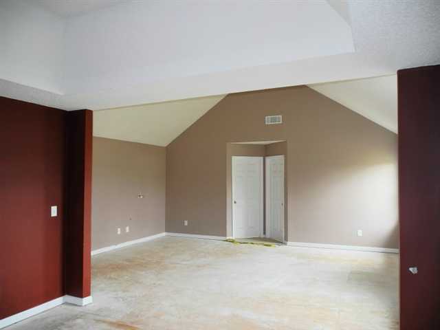 640 Toronto Cir, Hampton, GA 30228 photo 12