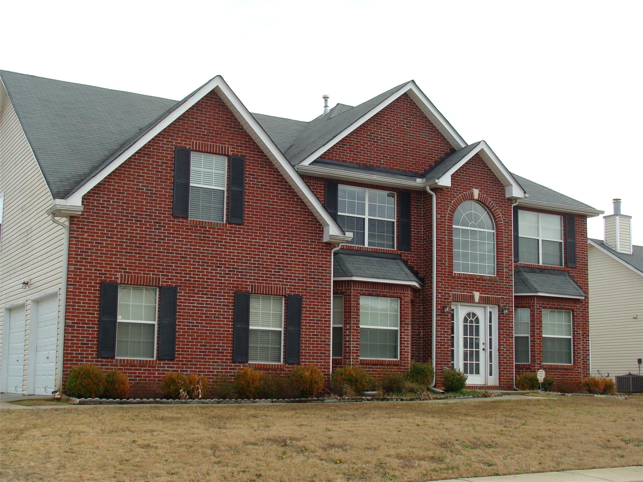 607 Gonzaga Cir, Hampton, GA 30228 photo 2