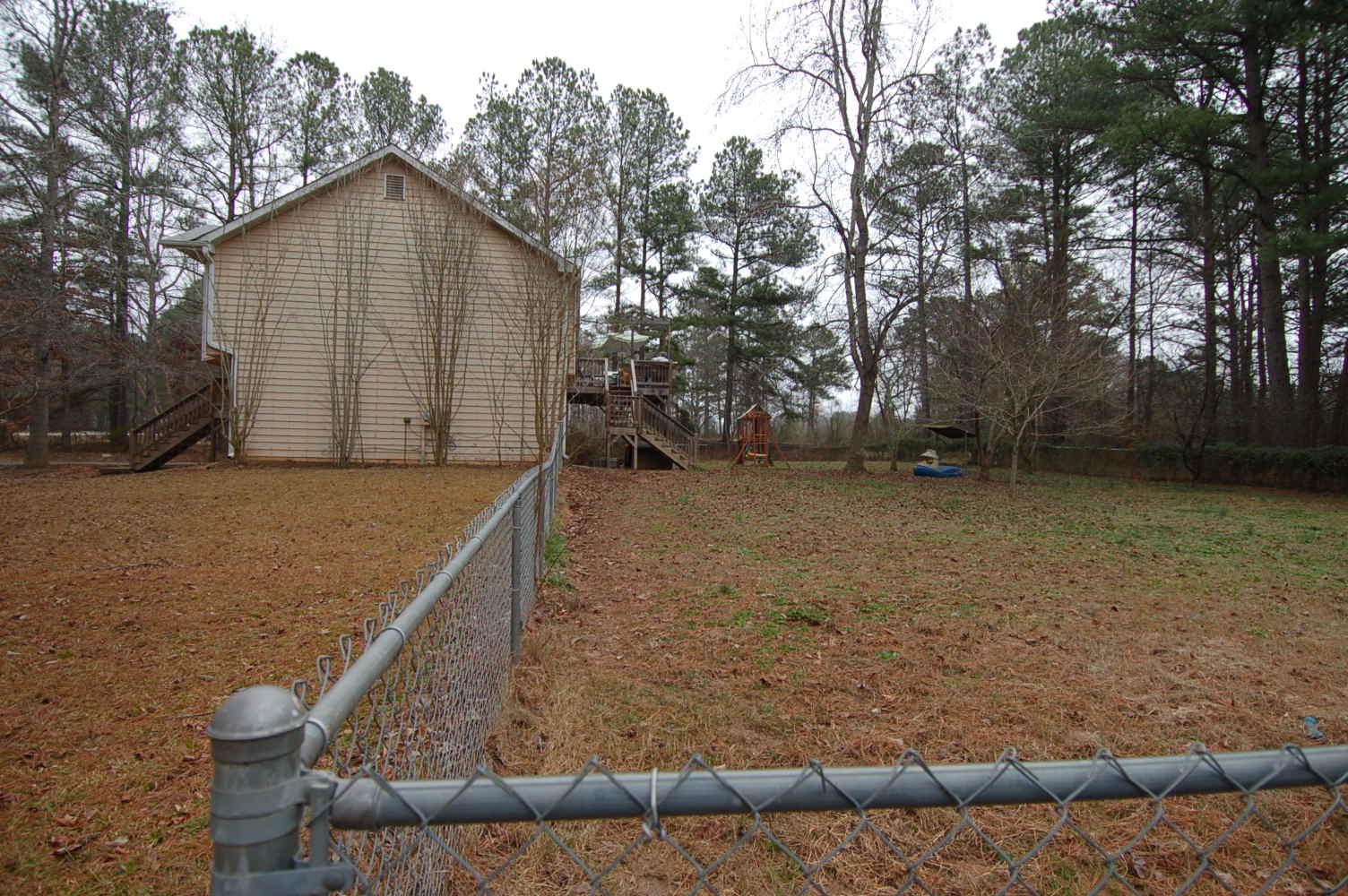 220 Deer Run Dr, Winder, GA 30680 photo 25
