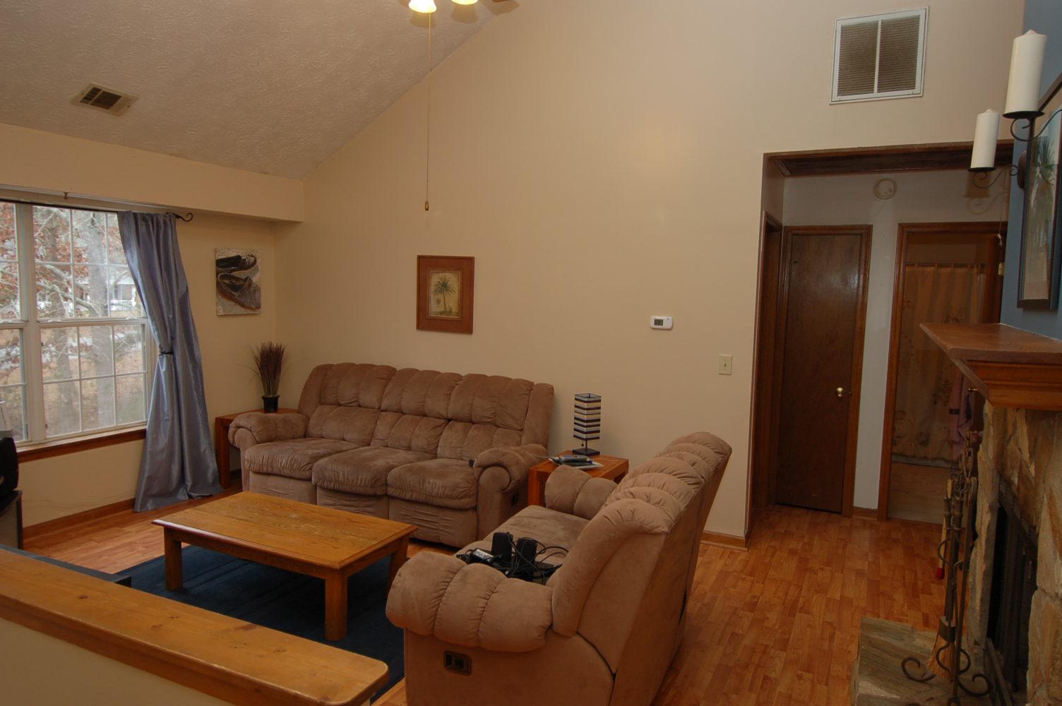 220 Deer Run Dr, Winder, GA 30680 photo 3