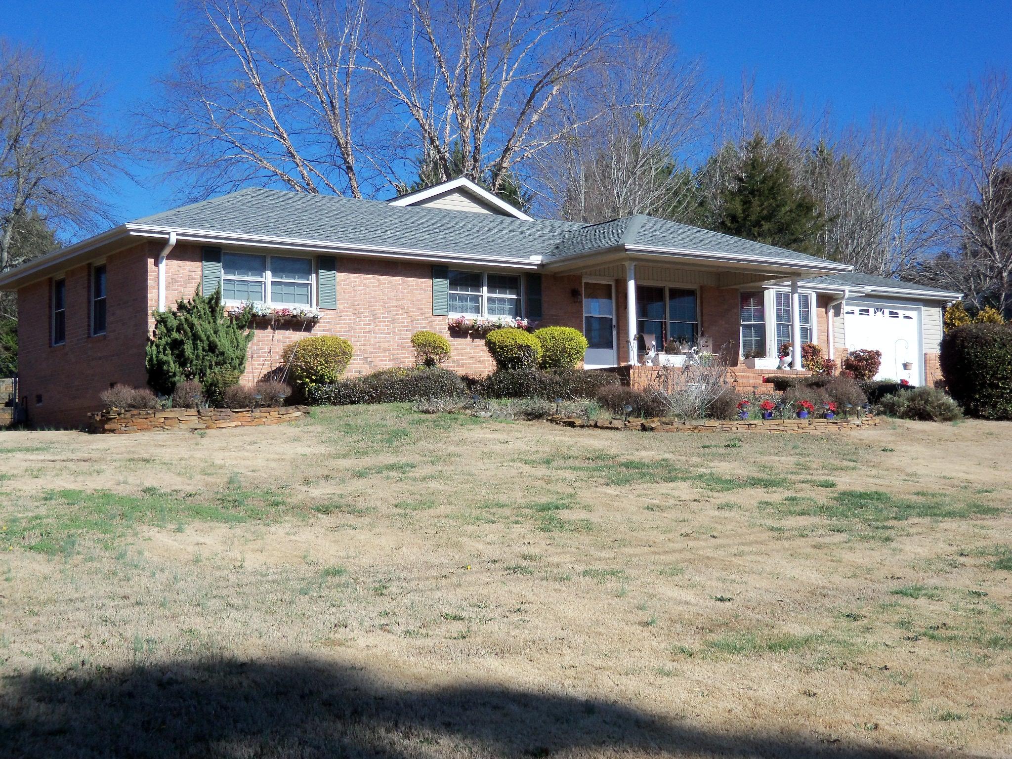 1431 Rock Creek Rd, Toccoa, GA 30577 photo 3