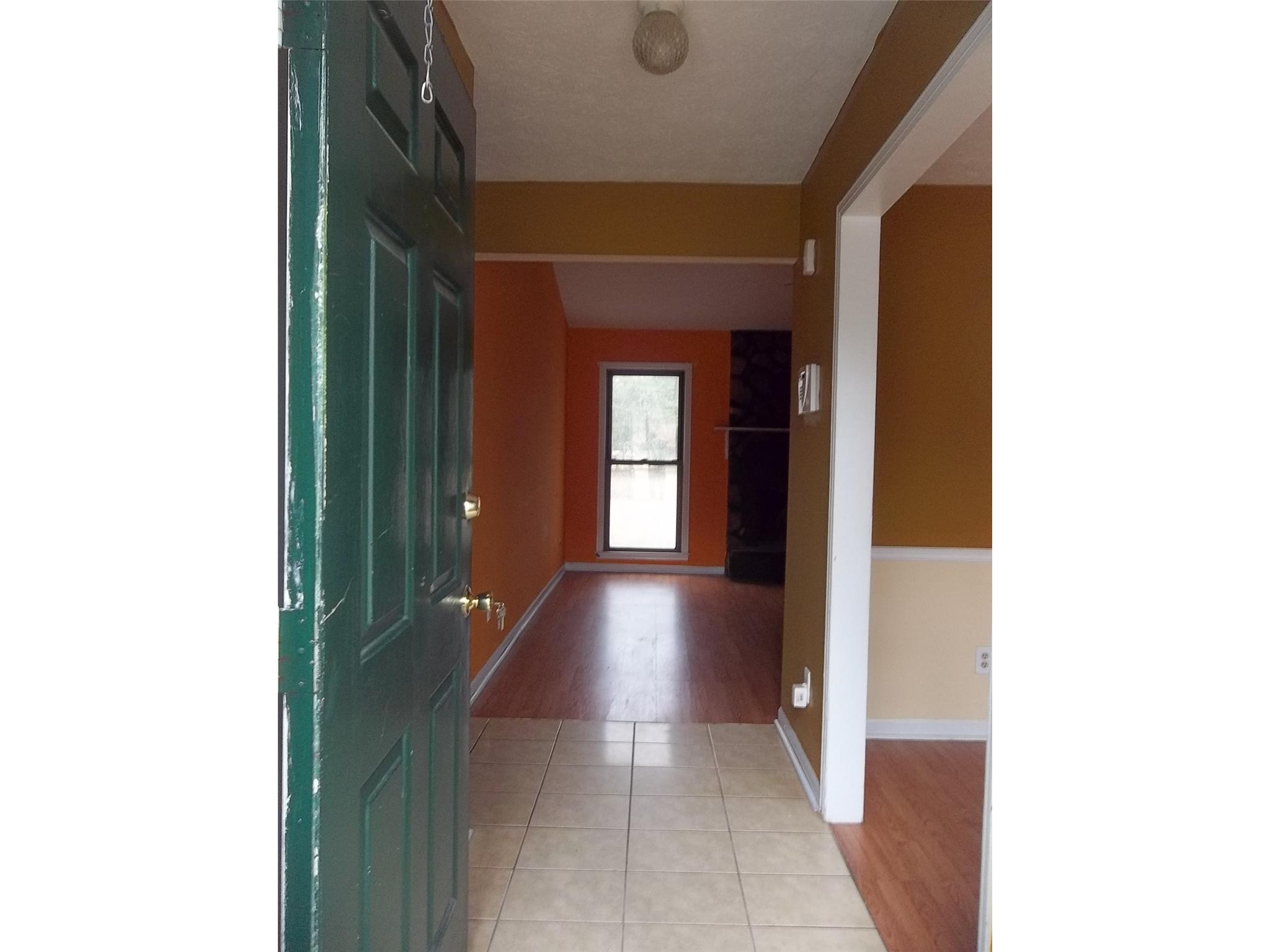 108 Willowcreek Rd, Lagrange, GA 30241 photo 5