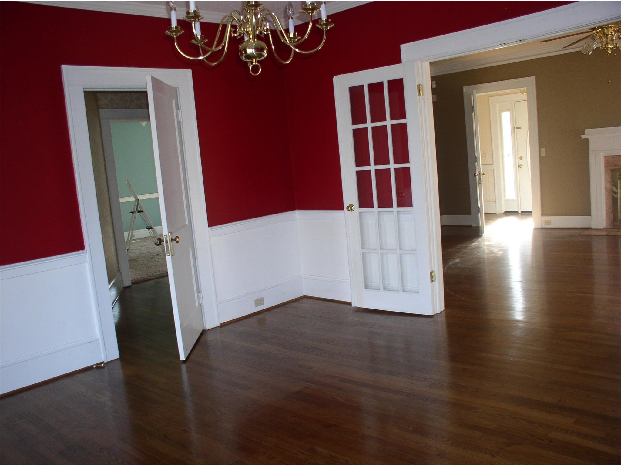 723 E Tugalo St, Toccoa, GA 30577 photo 4