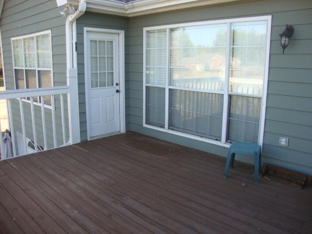 190 Water Oaks Ct, Hampton, GA 30228 photo 4