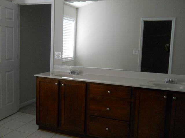 212 Macy Dr, Monroe, GA 30655 photo 10