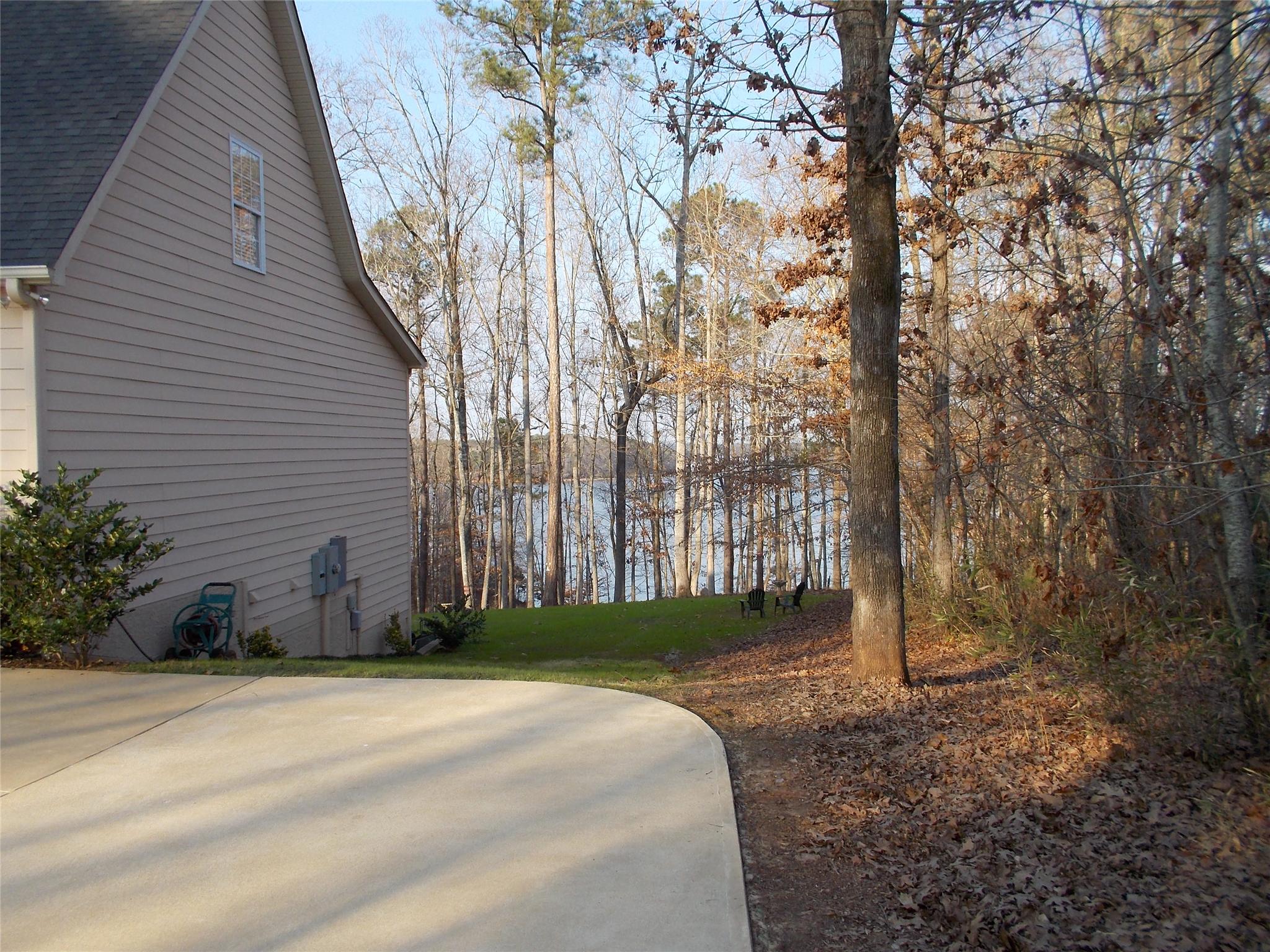 1050 Riverside Dr, Lagrange, GA 30240 photo 3