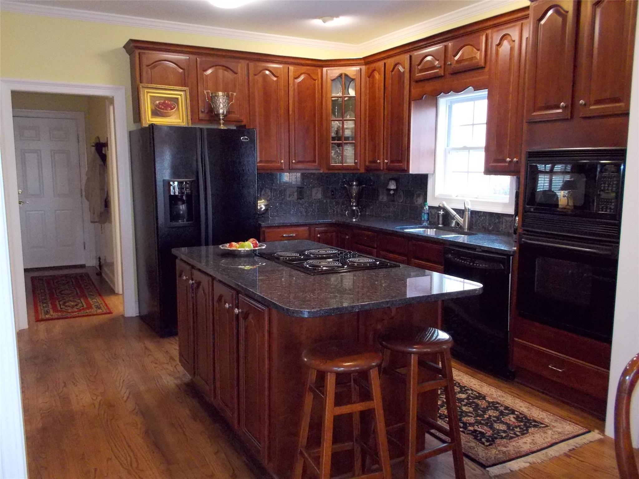 1050 Riverside Dr, Lagrange, GA 30240 photo 11